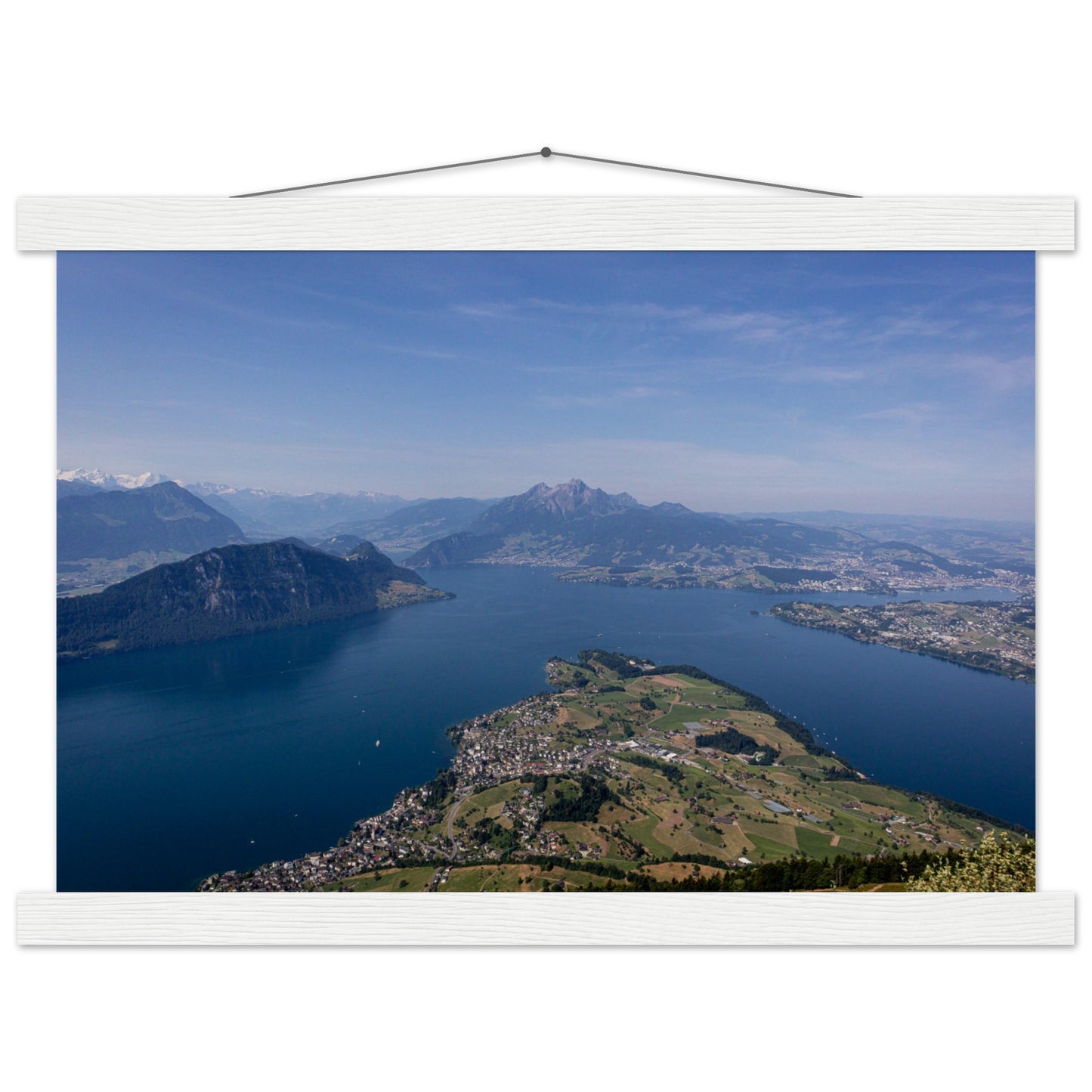 Zentralschweiz Poster: Atemberaubender Ausblick über den Vierwaldstättersee Premium Poster mit Holzeisten